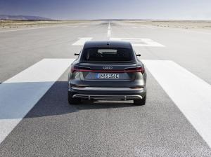 Audi e-tron S Sportback 2020 года  (WW)